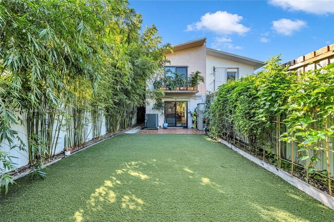 Primary Photo - 2965 SW 25th Ter