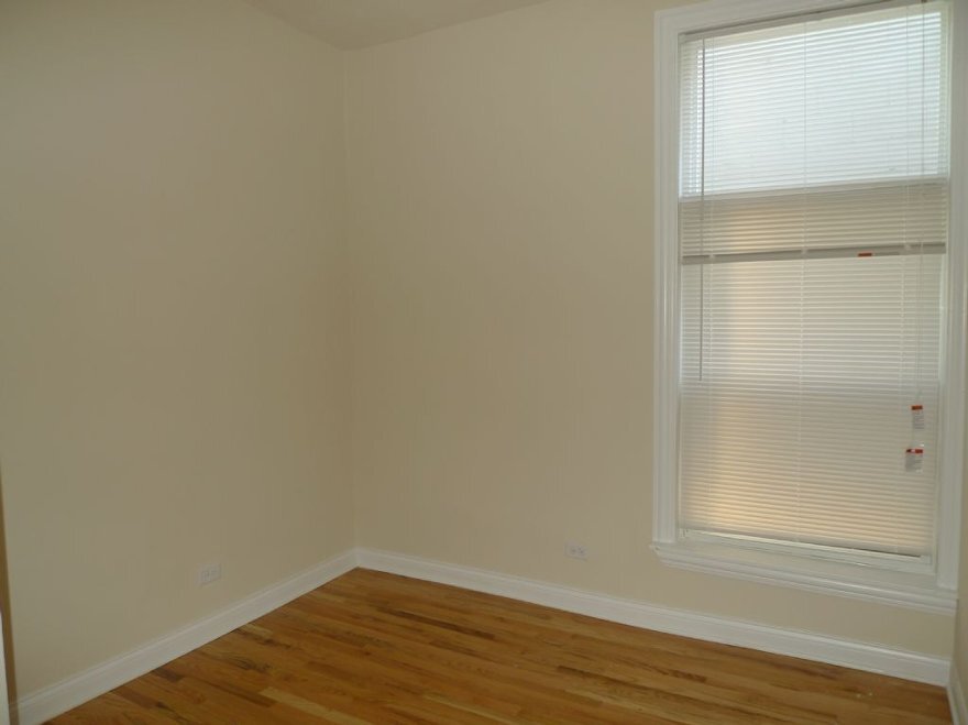 Building Photo - 1318 N Wood St