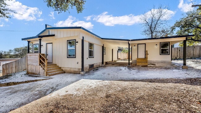 Building Photo - 474 Ridge Haven St