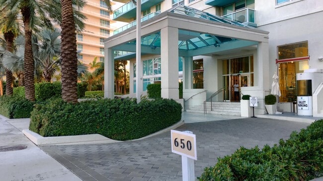 Building Photo - 650 West Ave