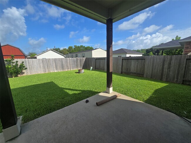 Building Photo - 7318 Parkview Dr