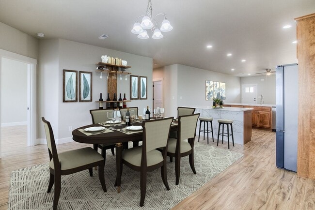 Building Photo - GorgeousBuilt Home in West Valley