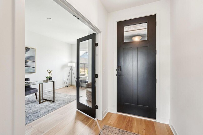 Building Photo - 753 Man O War Blvd