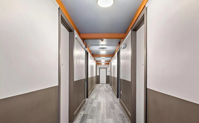 Building Photo - 1144 E Grand St