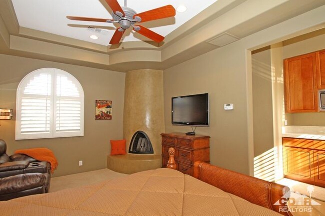 Building Photo - 48594 Vista Palomino