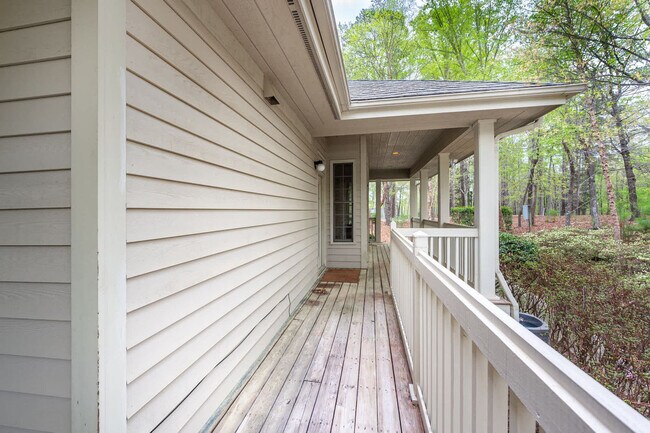 Building Photo - 11468 Club Dr