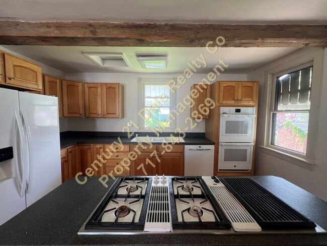 Building Photo - 3 Bedroom Home in Southern School District