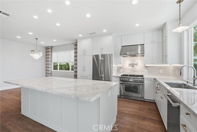 Building Photo - 35 Sunny Slope