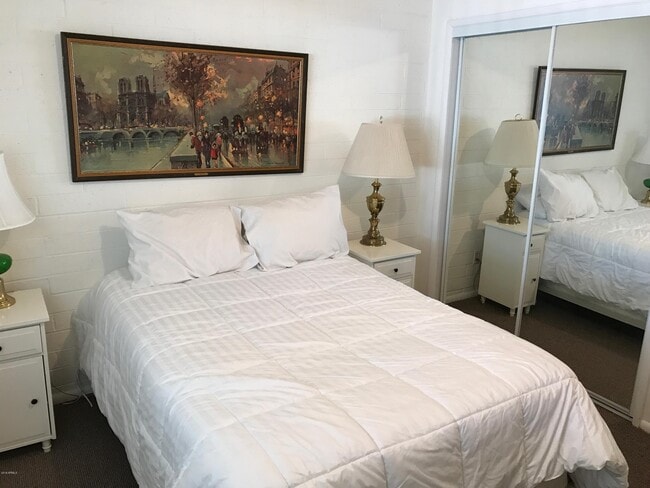 Building Photo - 10654 W Alabama Ave