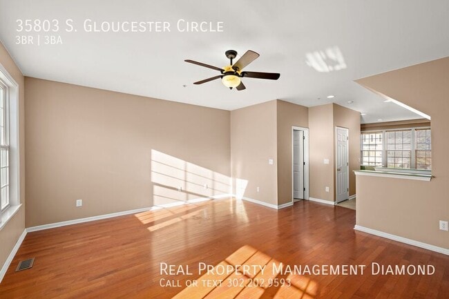 Building Photo - 35803 S Gloucester Cir