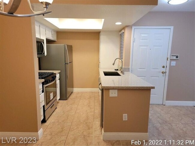 Building Photo - COMING SOON - Ready no later than Mid March