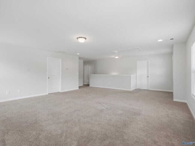 Building Photo - 122 Kretzer Ct