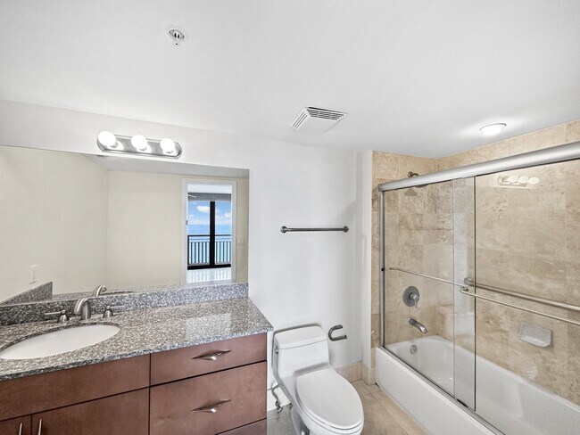 Building Photo - 3000 N Ocean Dr