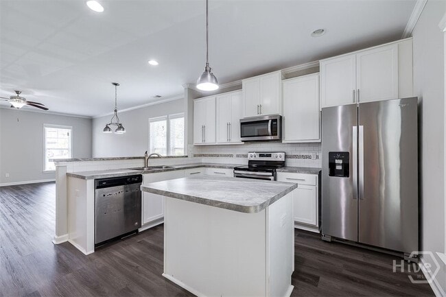 Building Photo - 345 Sonoma Dr