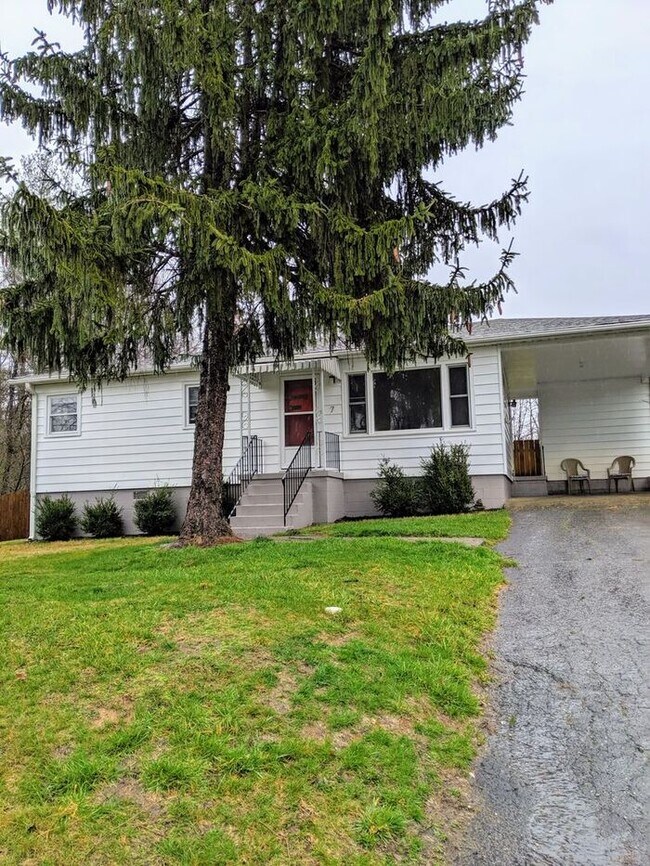 Asheville Rental Cottage 7 Patton Pl Asheville NC 28805 Apartment