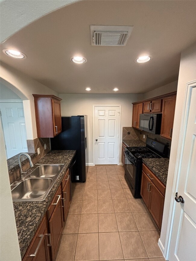 Building Photo - 8839 Windfern Trace Dr