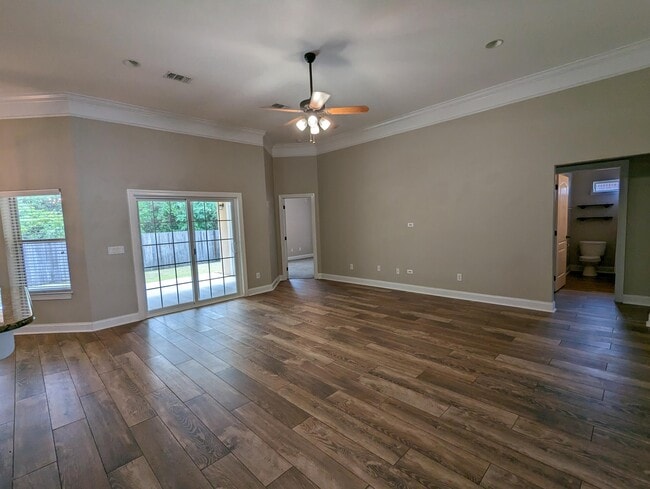 Building Photo - 1789 Ravenna Dr