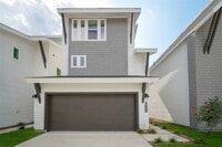 Building Photo - 7609 Victory Reserve St