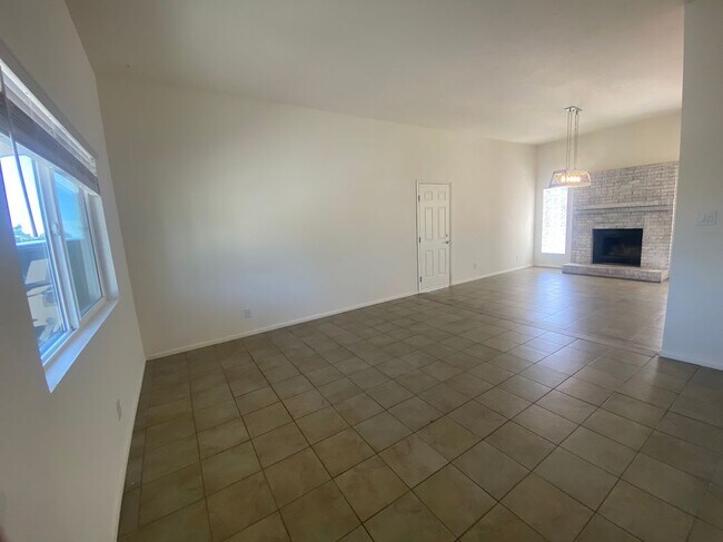 Building Photo - 10501 Delicado Pl NE