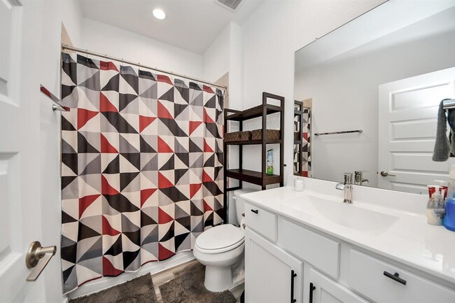 Building Photo - 31515 Avebury Lake Ln