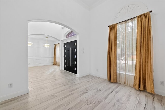 Building Photo - 3839 Lakeridge Canyon Dr