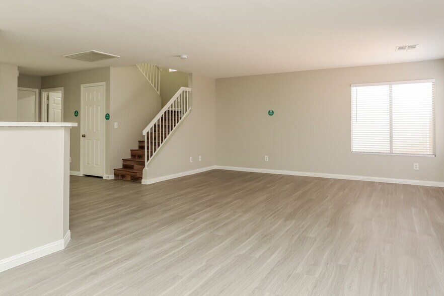 Building Photo - 8620 Hidden Pines Ave