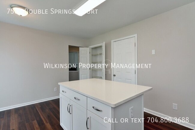 Building Photo - 7507 Double Springs Ct