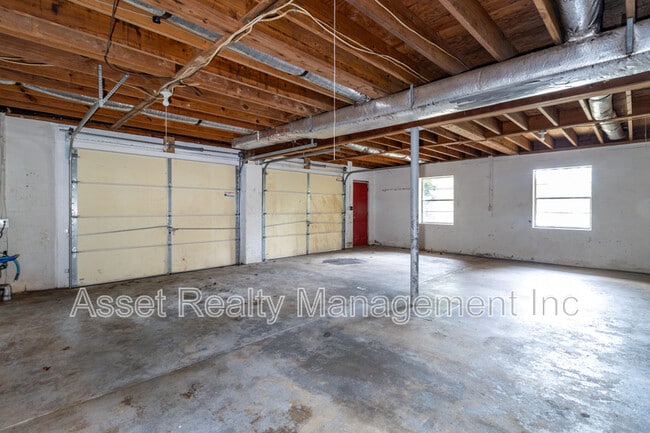 Building Photo - 630 Colonial Dr
