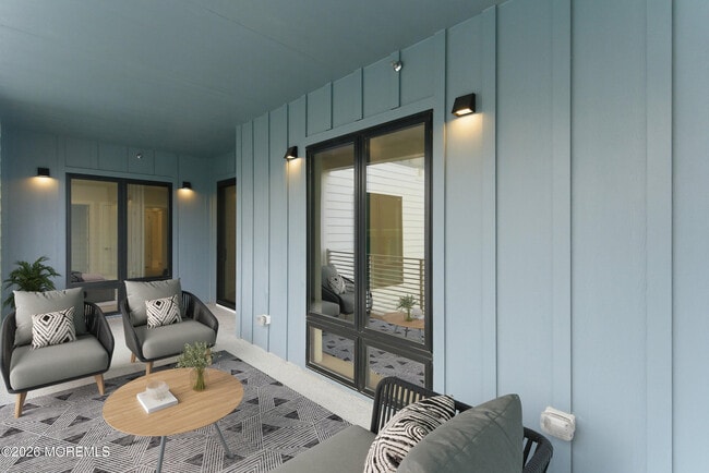 Building Photo - 215 2nd Ave