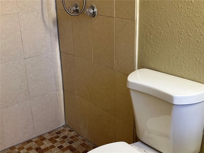 Building Photo - 4407 Signal Hill Rd