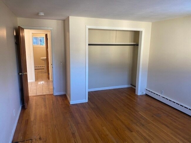 Building Photo - 47 Summer St