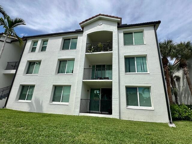 Building Photo - 402 Villa Cir