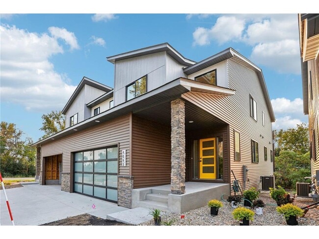 Building Photo - 4093 Isaac Ct