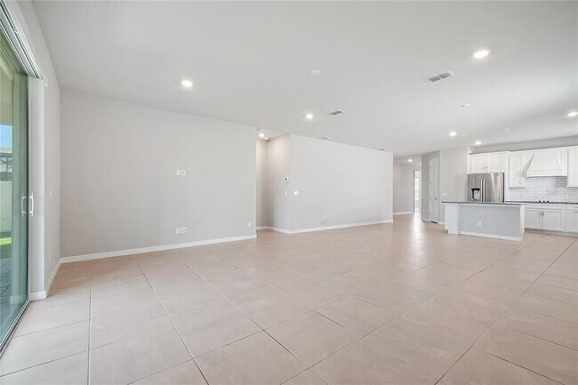 Building Photo - 5685 Arborvista Dr