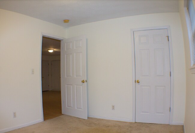 Building Photo - 1416 Highland Ave