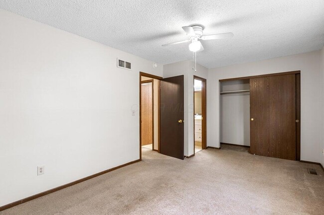 Building Photo - 1690 Watertower Dr