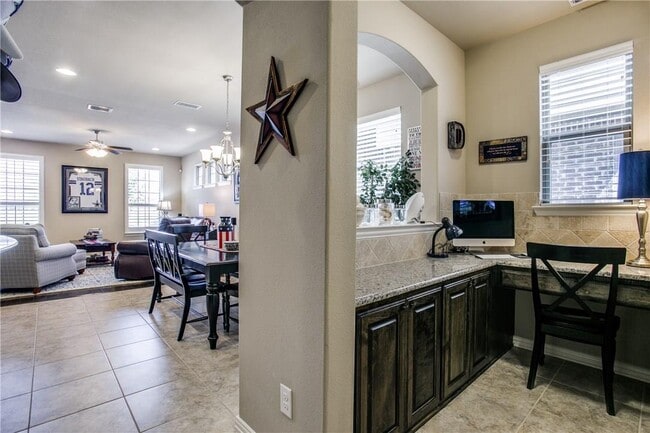 Building Photo - 3927 Cascade Sky Dr