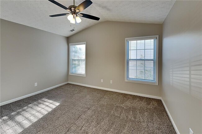 Building Photo - 238 Diamond Valley Pass