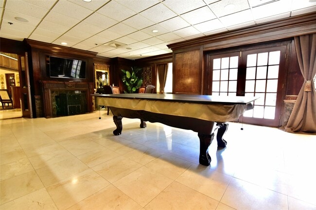 Building Photo - 3525 Sage Rd