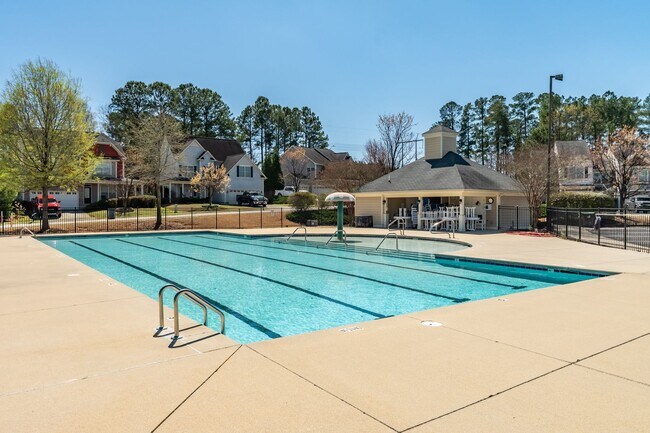 Building Photo - **APPLICATIONS PENDING** Available Now! Gorgeous, Well Upgraded 3 Bed / 2.5 Bath w/ First Floor P...