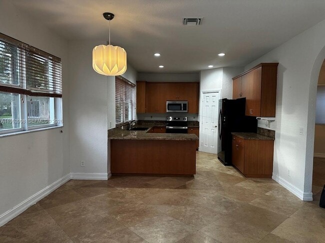 Building Photo - 140 NW 117th Terrace