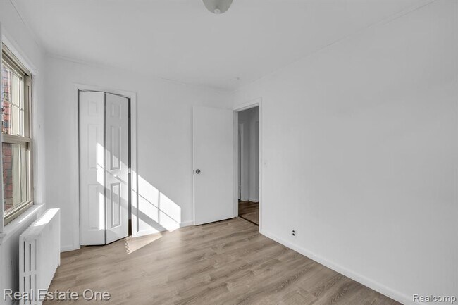 Building Photo - 50 Virginia Dr