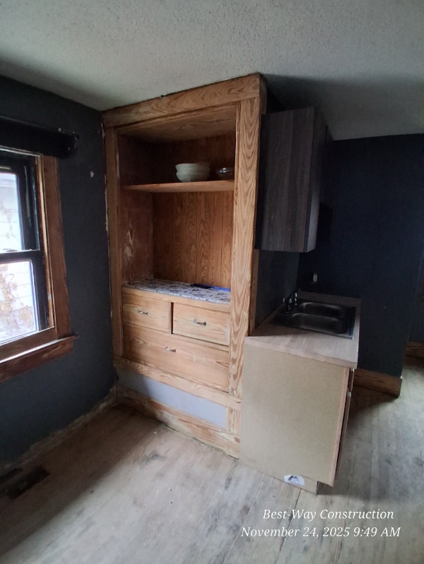 Building Photo - 2057 N Charles St