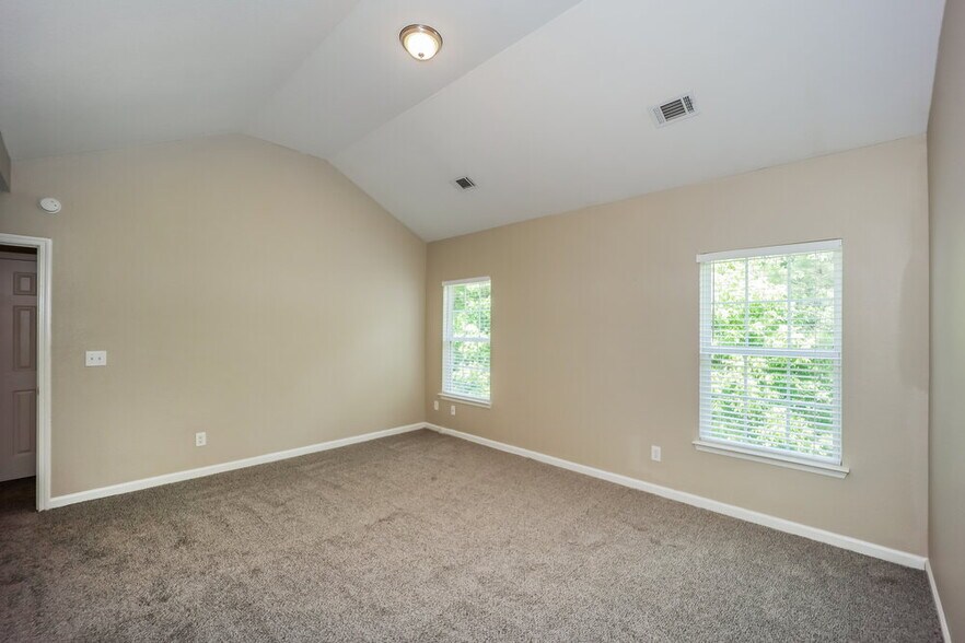 Building Photo - 4617 Raven Wood Loop