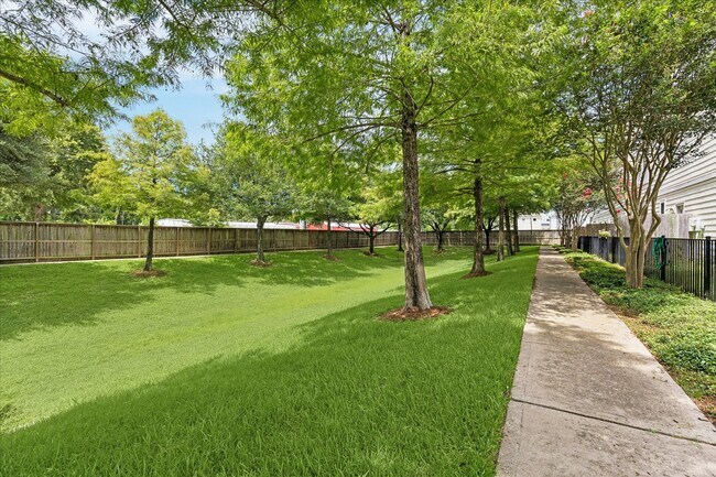 Building Photo - 3328 Masters Point Dr