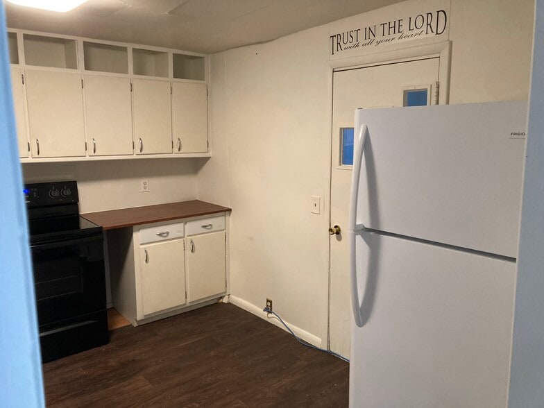 Building Photo - 1133 19th Ave