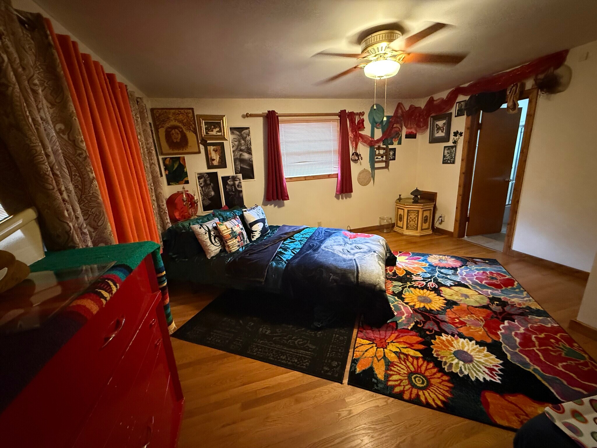 Building Photo - 32275 Center St