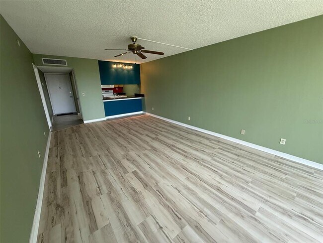 Building Photo - 14130 Rosemary Ln