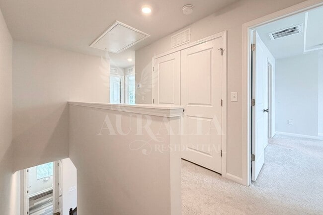 Building Photo - 3018 Brellon Ln