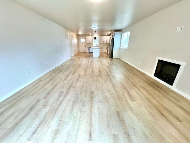 Building Photo - Modern 2022-Built Rambler on Private Lot with 2-Car Garage
